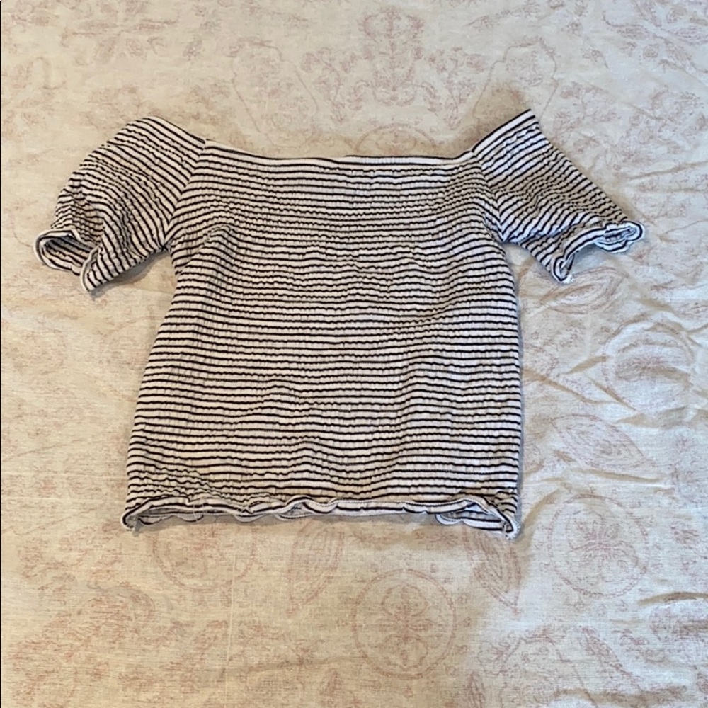 Italian Boutique Off the Shoulder Crop Top